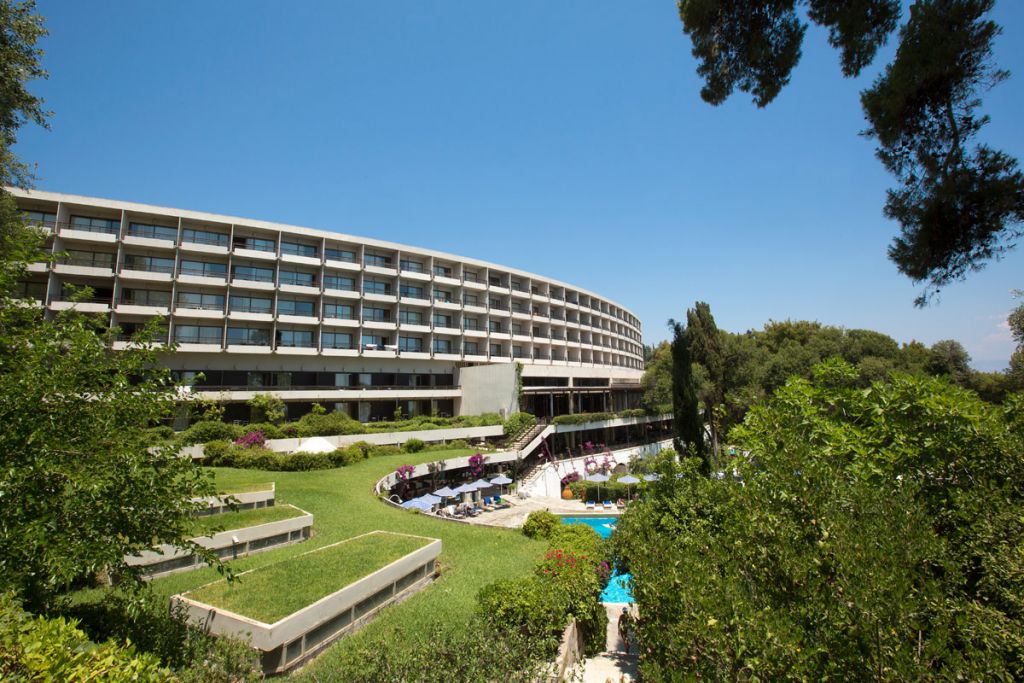 thehotel_3327